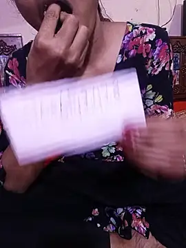 Snapshot of Hor-reka chatting on February 5, 9:14 am Hor-reka online show from February 5, 9:14 am