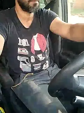 Snapshot of joselo2217 chatting on March 5, 7:43 pm joselo2217 online show from March 5, 7:43 pm