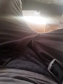 Snapshot of joselo2217 chatting on April 1, 7:33 pm joselo2217 online show from April 1, 7:33 pm