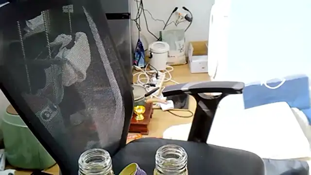 nbvmmbr online show from April 3, 6:22 am