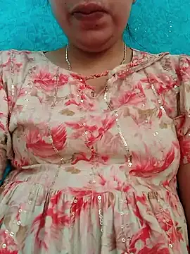 Snapshot of isha_sharma2002 chatting on November 25, 10:26 am isha sharma2002 online show from November 25, 10:26 am