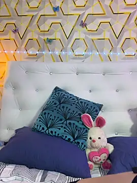 MelanyyJhonson15 online show from January 9, 11:50 pm