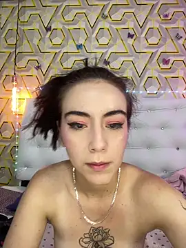 MelanyyJhonson15 online show from May 6, 2:51 am