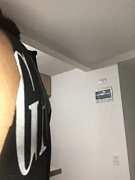 sebas-777masterr online show from February 8, 3:43 am