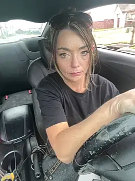 Snapshot of miatate chatting on February 17, 4:57 pm miatate online show from February 17, 4:57 pm