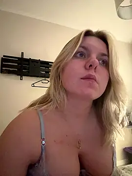 Nallinee online show from January 8, 10:56 pm