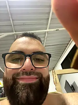 julianlondo111 online show from November 29, 3:53 am