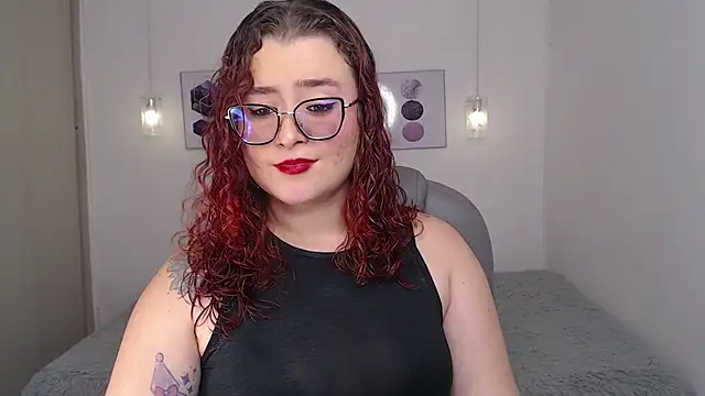 selene rouse  online show from May 8, 10:37 pm