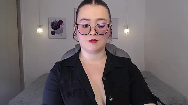 selene rouse  online show from May 13, 12:19 am