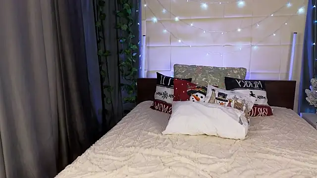 islendtakumi online show from December 14, 3:12 am