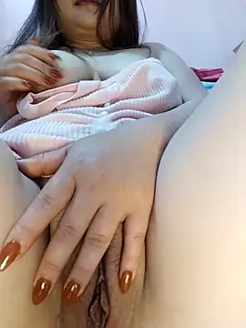 Snapshot of MysaLy2k chatting on March 25, 1:22 am MysaLy2k online show from March 25, 1:22 am