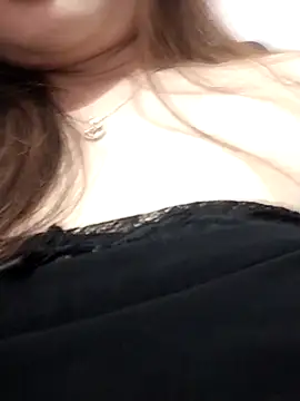 Snapshot of MysaLy2k chatting on March 27, 1:33 am MysaLy2k online show from March 27, 1:33 am