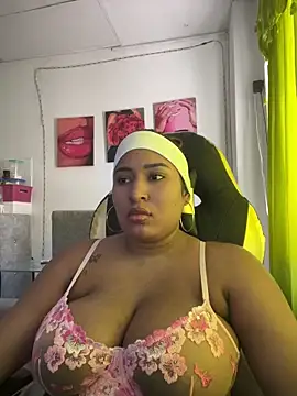 morena-2025 online show from June 11, 2:59 pm