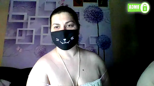 Snapshot of honey_sweet_couple chatting on January 15, 4:33 pm honey sweet couple online show from January 15, 4:33 pm