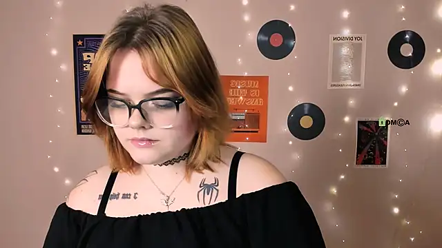 lika pop online show from November 16, 10:21 am