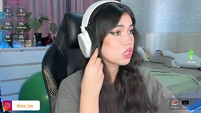 Snapshot of Diara_1an chatting on November 26, 5:30 am Diara 1an online show from November 26, 5:30 am