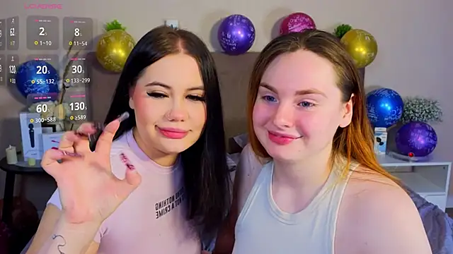 Snapshot of Dina_Mary chatting on November 24, 3:17 am Dina Mary online show from November 24, 3:17 am