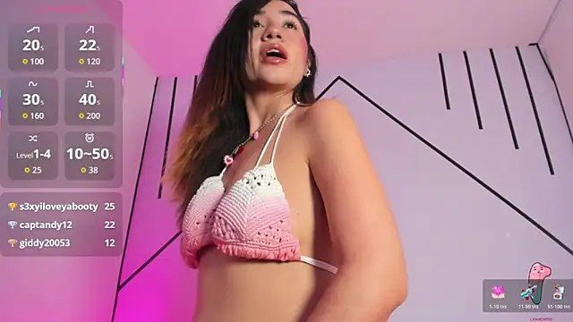 VictoriaRouge  online show from November 24, 1:27 am