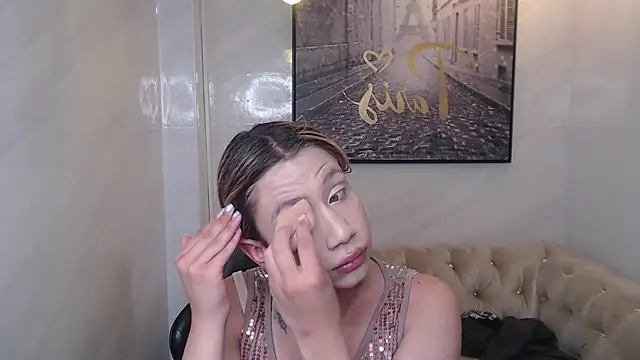 Snapshot of Evy_Luxx_v chatting on May 12, 8:06 pm Evy Luxx v online show from May 12, 8:06 pm