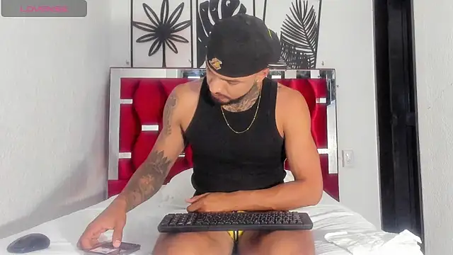 Jacob 77  online show from December 16, 7:41 pm