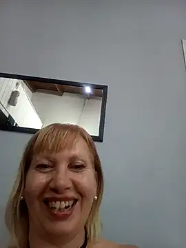 SexyMilf1211 online show from February 19, 1:56 am