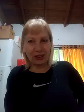 Snapshot of SexyMilf1211 chatting on April 8, 2:06 pm SexyMilf1211 online show from April 8, 2:06 pm