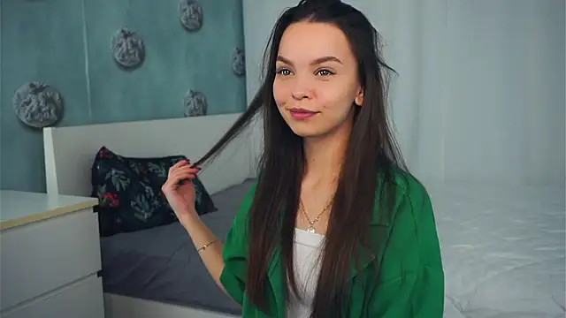 NanMccoid online show from November 21, 6:12 am