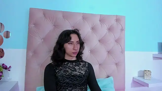 Charlothe 7 online show from November 14, 4:33 am