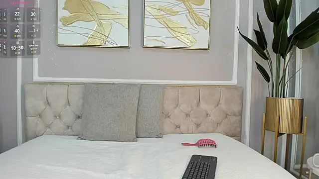 Snapshot of Gia_ricci_ chatting on December 18, 1:06 pm Gia ricci online show from December 18, 1:06 pm