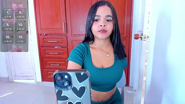 Tatiana-Jaaramillo online show from March 2, 2:13 pm