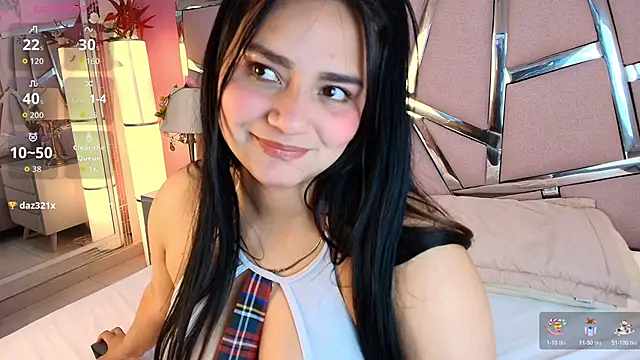 Nicollevsconttei online show from February 9, 1:37 pm