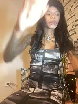 aprille15 online show from July 31, 9:25 pm