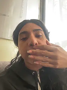 Hopemoretti online show from March 6, 8:38 pm