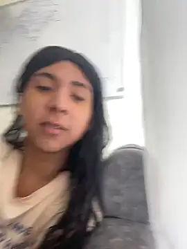 Hopemoretti online show from March 12, 8:15 pm