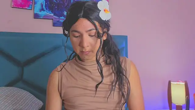 Hopemoretti online show from March 18, 3:26 pm