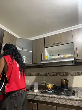 Hopemoretti online show from March 27, 12:38 am