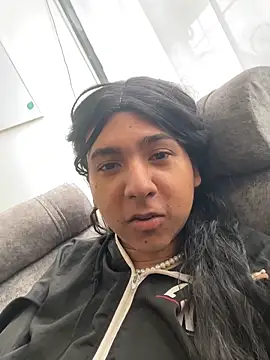 Hopemoretti online show from March 30, 2:29 pm