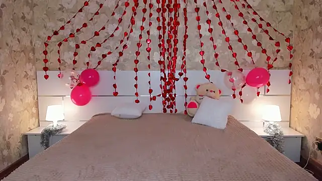 elldiana online show from February 14, 3:03 am