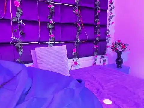 Snapshot of _Ivy_Luna chatting on March 29, 5:02 pm Ivy Luna online show from March 29, 5:02 pm