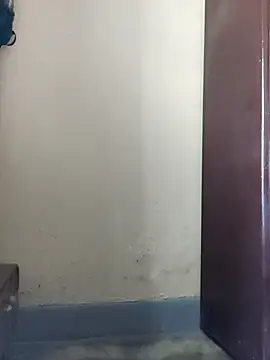 Snapshot of Fun_with_me05 chatting on February 14, 7:49 am Fun with me05 online show from February 14, 7:49 am