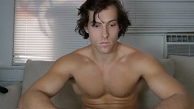 Snapshot of alex_islivee chatting on January 9, 7:04 pm alex islivee online show from January 9, 7:04 pm