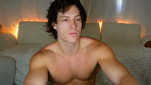 Snapshot of alex_islivee chatting on March 22, 5:49 pm alex islivee online show from March 22, 5:49 pm