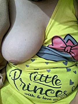 mnbvcxzqwertyuiop1235 online show from April 2, 10:57 am