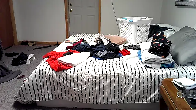 Snapshot of Redheadstud chatting on December 16, 7:52 pm Redheadstud online show from December 16, 7:52 pm