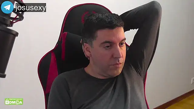 Snapshot of likihot chatting on January 9, 3:26 pm likihot online show from January 9, 3:26 pm