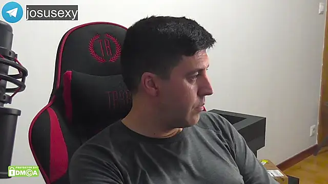 likihot online show from March 29, 7:03 pm