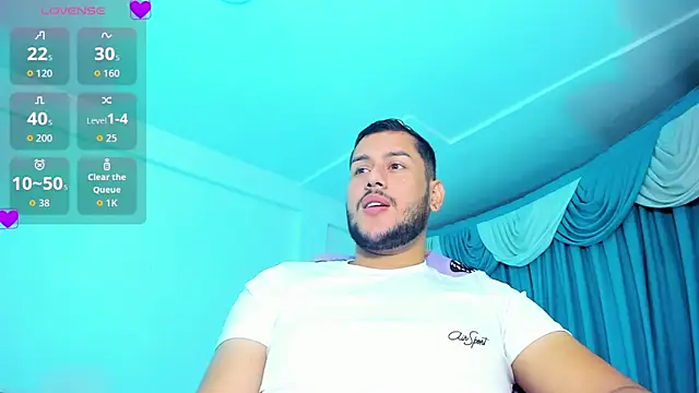 Latino Hot Boy online show from December 1, 7:19 pm