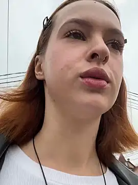 hani obsessed online show from December 2, 7:25 am