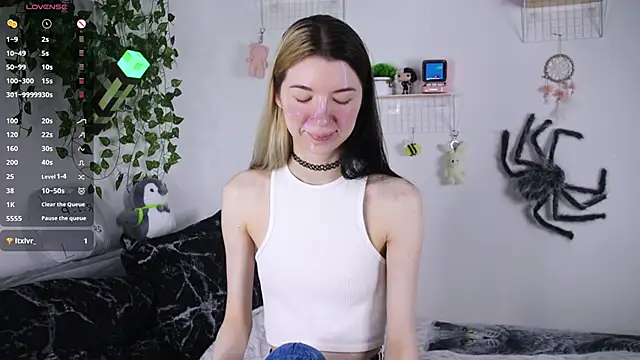 Emmie shy online show from November 22, 12:48 pm