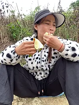 pitty mymi online show from March 5, 3:46 am